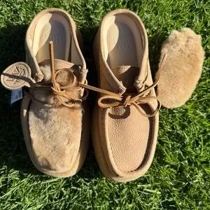 CLARKS × ZARA LEATHER MULE SHOES Zara | Shoes | Nwt Zara X Clarks Limited Edition Tan Sheepskin